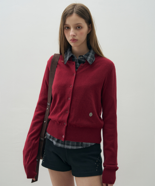 LEATHERY（レザリー）の「シンボルベーシックラウンドネックカーディガン[ブラック]（カーディガン/ボレロ・レディース・その他・FREE）」の4枚目の写真
