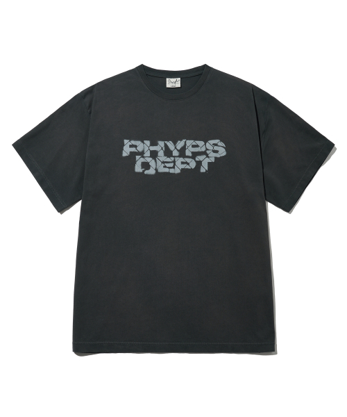 PHYSICAL DEPARTMENT(フィジカル デパートメント)の「タイポスプレー半袖Tシャツ_チャコール(Tシャツ/カットソー・レディース・その他・SMALL/MEDIUM/LARGE/X-LARGE)」の2枚目の写真