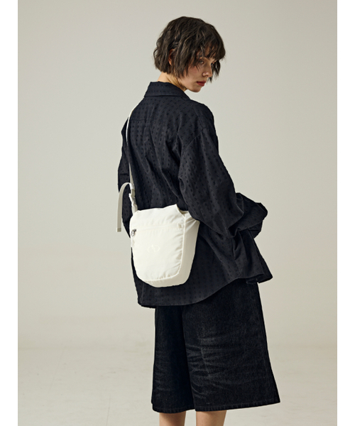 Salad bowls（サラダボール）の「320 LIGHT STRING CROSS BAG [IVORY]（メッセンジャーバッグ・レディース・アイボリー・FREE）」の13枚目の写真