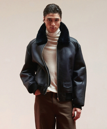 VERDEMAR（ベルデマール）の「Minimal Shearling Bomber Jumper_Deep Navy（ムートンコート）」