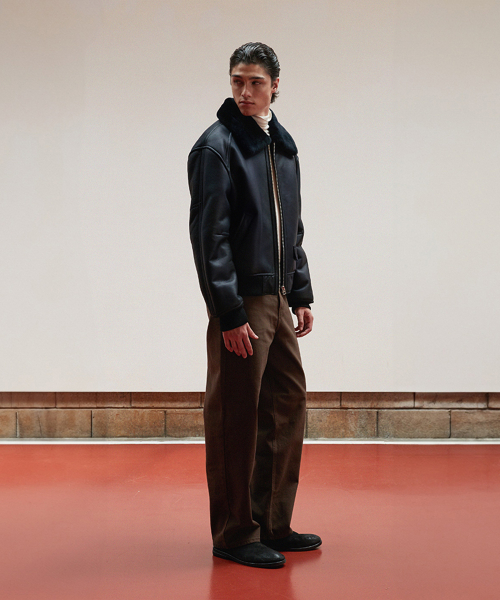 VERDEMAR(ベルデマール)の「Minimal Shearling Bomber Jumper_Deep Navy(ムートンコート・メンズ・その他・SMALL/MEDIUM/LARGE)」の3枚目の写真