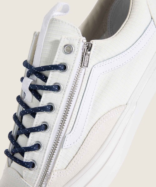 VANS(バンズ)の「PREMIUM オールドスクール 36 ジップ / LX Old Skool 36 Zip Aspen Ice VN000DAAEZY1(スニーカー・メンズ・ホワイト・10/9.5/9/8.5/8/7.5/7/6.5/6/5.5/5/11/10.5)」の5枚目の写真