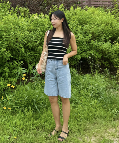 BBAEBBAE(ペッペ)の「ワイドフィットバミューダ5部デニムショートパンツ(その他パンツ・レディース・ブルー・SMALL/MEDIUM/LARGE/X-LARGE)」の7枚目の写真