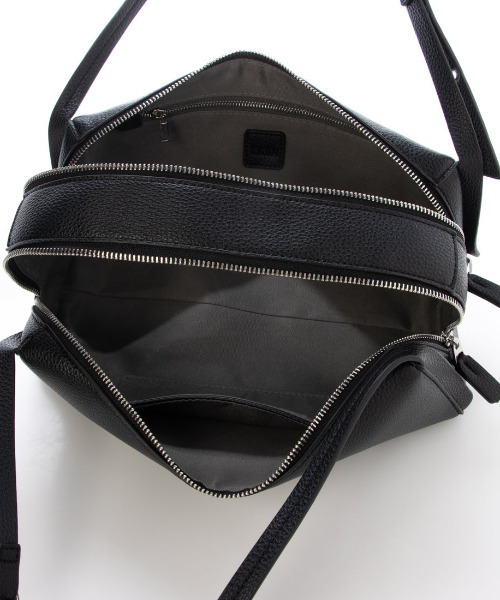 kakatoo（カカトゥ）の「カカトゥ kakatoo / ダブルファスナーセミショルダー（ショルダーバッグ・レディース・ブラウン/ブラック・FREE）」の5枚目の写真