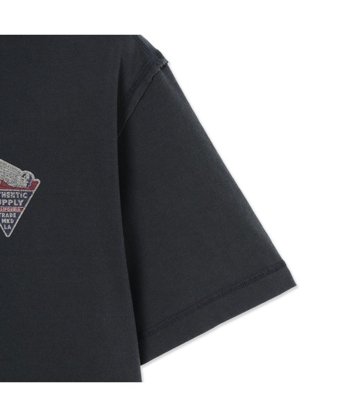Guess(ゲス)の「GUESS Originals Short Sleeves Graphic Boxy Tee Tシャツ (Tシャツ/カットソー・メンズ・ブラック/ホワイト系その他・LARGE/X-LARGE/SMALL/MEDIUM)」の5枚目の写真
