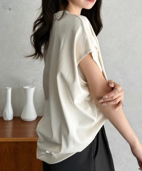 Eclat one(エクラワン)の「【Eclat one】キーネック リラクシー コットン トップス(Tシャツ/カットソー・レディース・ピンク/アイボリー/ブラック・FREE)」の5枚目の写真