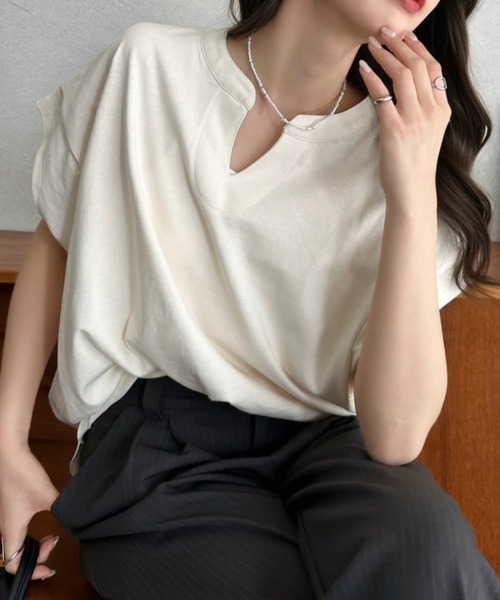 Eclat one(エクラワン)の「【Eclat one】キーネック リラクシー コットン トップス(Tシャツ/カットソー・レディース・ピンク/アイボリー/ブラック・FREE)」の19枚目の写真
