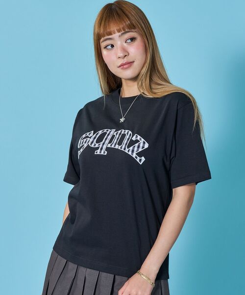 SEQUENZ(シークエンズ)の「※WEB限定 / チェック柄ワッペン / ギンガムチェックワッペン半袖T /sqnz gingham applique tee(Tシャツ/カットソー・メンズ・ブラック/ダークネイビー/ホワイト/ライトピンク・MEDIUM/SMALL/LARGE)」の20枚目の写真