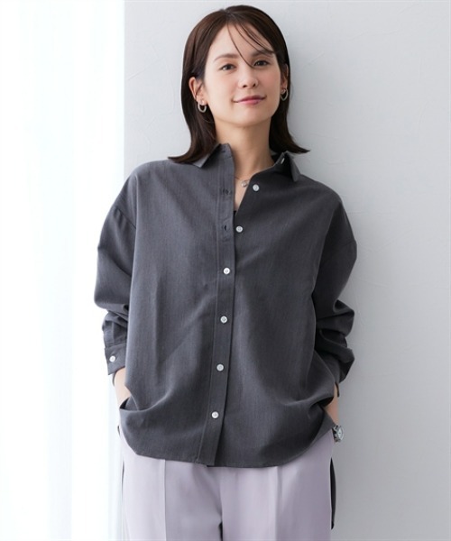7days Life Styling(セブンデイズライフスタイリング)の「シャンブレーサイドスリット長袖シャツ <セットアップ対応>(シャツ/ブラウス・レディース・グレー系/ネイビー系・L/M/3L/LL)」の1枚目の写真