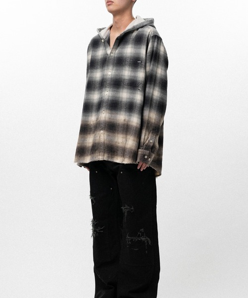 KAMIYA（カミヤ）の「Distressed Hooded Checked Shirt（シャツ/ブラウス・メンズ・ブラック・S）」の7枚目の写真