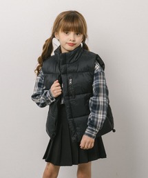 URBAN CHERRY（アーバンチェリー）の「【軽量で動きやすい】中綿ベスト（ダウンベスト）」