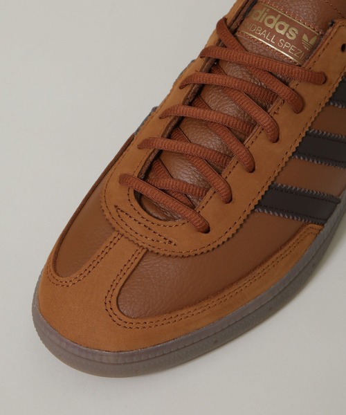 adidas(アディダス)の「adidas/HANDBALL SPEZIAL(スニーカー・メンズ・ブラウン・26/27/28)」の5枚目の写真