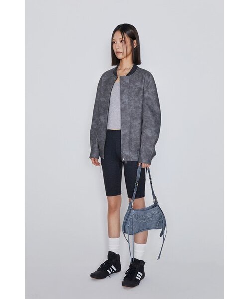 AFTERHOURS（アフターアワーズ）の「LEATHER OVERSIZED BOMBER JACKET (CHARCOAL)（ライダースジャケット・レディース・その他・FREE）」の3枚目の写真