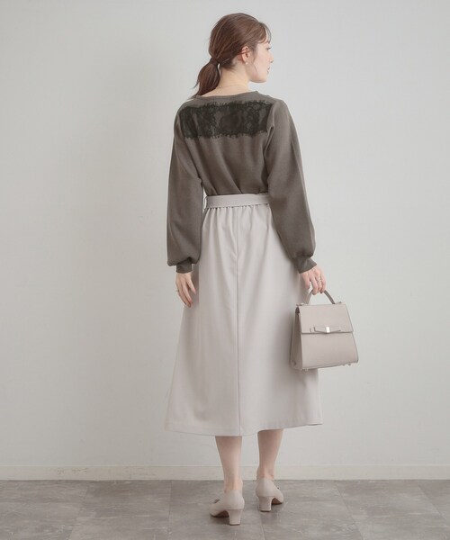 couture brooch(クチュールブローチ)の「【洗える・通勤】レース ドッキング ニット(ニット/セーター・レディース・オフホワイト/チャコールグレー/サンドベージュ・36/38/40/42)」の21枚目の写真