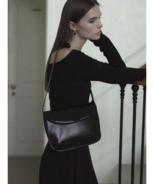EOF(エオフ)の「SAC FICELE-BLACK(メッセンジャーバッグ・レディース・その他・ONE SIZE)」の4枚目の写真