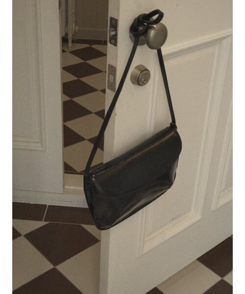 EOF(エオフ)の「SAC FICELE-BLACK(メッセンジャーバッグ・レディース・その他・ONE SIZE)」の6枚目の写真