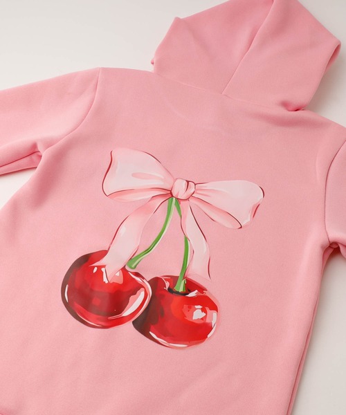 URBAN CHERRY（アーバンチェリー）の「リボンチェリーバッグロゴプリントフーディ（その他トップス・キッズ・ピンク/ブラック・130cm/120cm/140cm/110cm/150cm）」の22枚目の写真