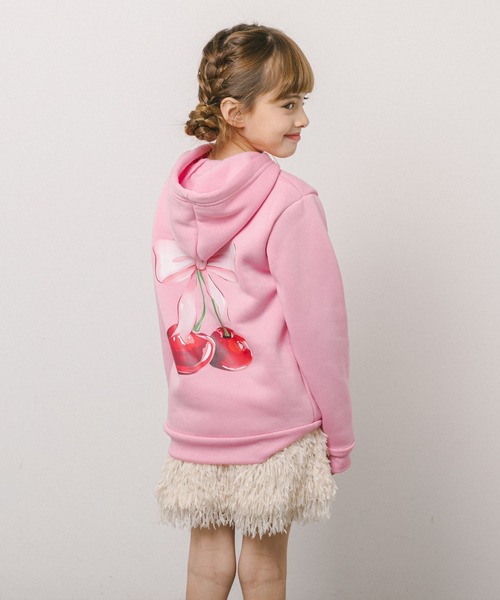 URBAN CHERRY（アーバンチェリー）の「リボンチェリーバッグロゴプリントフーディ（その他トップス・キッズ・ピンク/ブラック・130cm/120cm/140cm/110cm/150cm）」の10枚目の写真