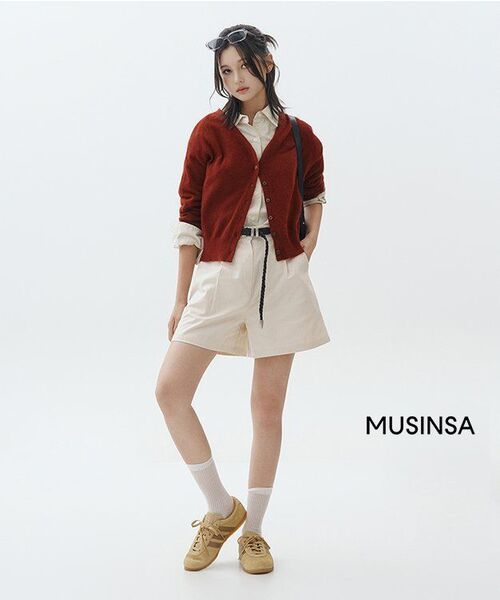 MUSINSA STANDARD WOMAN（ムシンサスタンダードウーマン）の「ウィメンズオーバーサイズウォッシュドポプリンシャツ[ライトベージュ]（シャツ/ブラウス・レディース・その他・SMALL/MEDIUM/LARGE/X-SMALL）」の2枚目の写真