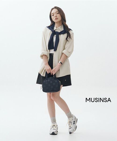 MUSINSA STANDARD WOMAN（ムシンサスタンダードウーマン）の「ウィメンズオーバーサイズウォッシュドポプリンシャツ[ライトベージュ]（シャツ/ブラウス・レディース・その他・SMALL/MEDIUM/LARGE/X-SMALL）」の4枚目の写真