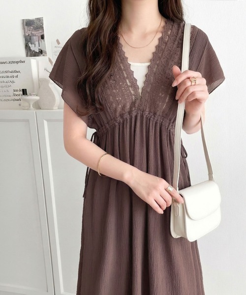 mily bilet(ミウィビレット)の「【mily bilet】甘さを抑えて上品に華やぐ。ナチュラルムードな レース使い楊柳フレアワンピース(ワンピース・レディース・ブラック/ブラウン/オフホワイト・SMALL/X-LARGE/MEDIUM/LARGE)」の15枚目の写真