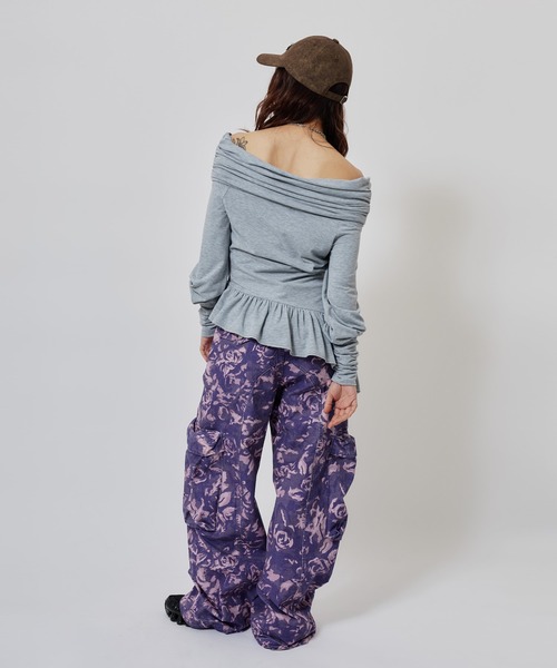 atmos pink(アトモスピンク)の「atmos pink Frill Hem Tops / アトモスピンク フリル ヘム トップス(その他トップス・レディース・ピンク/グリーン/チャコール・FREE)」の20枚目の写真