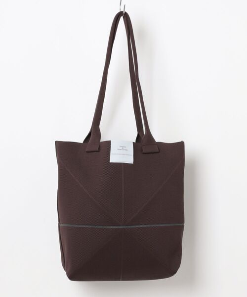 DRAW（ドロー）の「DRAW(ドロー) / 折り畳み式バッグ LARGE Fold Bag Medium（ハンドバッグ・レディース・ブラック/ベージュ/ネイビー/ダークブラウン・FREE）」の2枚目の写真