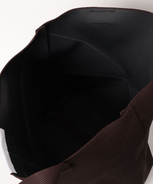 DRAW（ドロー）の「DRAW(ドロー) / 折り畳み式バッグ LARGE Fold Bag Medium（ハンドバッグ・レディース・ブラック/ベージュ/ネイビー/ダークブラウン・FREE）」の15枚目の写真