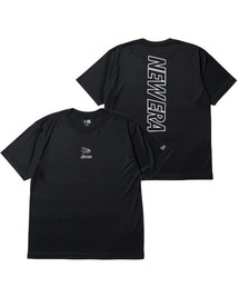 HLNA（エイチエルエヌエー）の「【NEW ERA】 S/S Rash Tee PA SS RASH TEE VERTICAL LOGO BLK（Tシャツ/カットソー）」