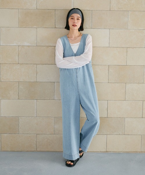 CROSS FUNCTION（クロスファンクション）の「《撥水》FRESH DENIM デニムルーズオールインワン【CROSS FUNCTION/クロスファンクション】（つなぎ/オールインワン・レディース・ネイビー/サックスブルー・L/M/LL）」の3枚目の写真