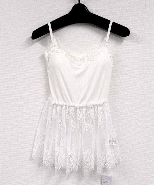 CLOTHY(クロシィ)の「【レイヤードに、きゅんとするレース。】カップ付レースレイヤードキャミ(キャミソール・レディース・ブラック/オフホワイト/アイボリー・FREE)」の13枚目の写真