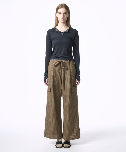 Nora Lily elle(ノラリリーエル)の「【Nora Lily】「elle」Cargo Check Wide Pants(デニムパンツ・レディース・ネイビー/ブラウン/ホワイト・FREE)」の14枚目の写真