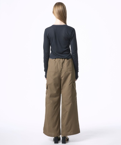 Nora Lily elle(ノラリリーエル)の「【Nora Lily】「elle」Cargo Check Wide Pants(デニムパンツ・レディース・ネイビー/ブラウン/ホワイト・FREE)」の17枚目の写真