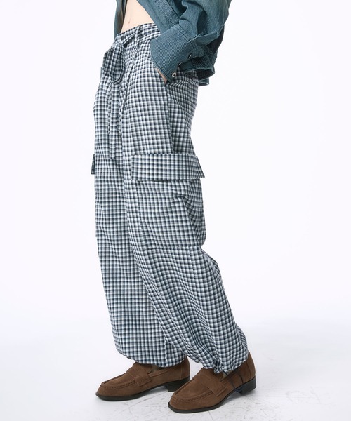 Nora Lily elle(ノラリリーエル)の「【Nora Lily】「elle」Cargo Check Wide Pants(デニムパンツ・レディース・ネイビー/ブラウン/ホワイト・FREE)」の21枚目の写真