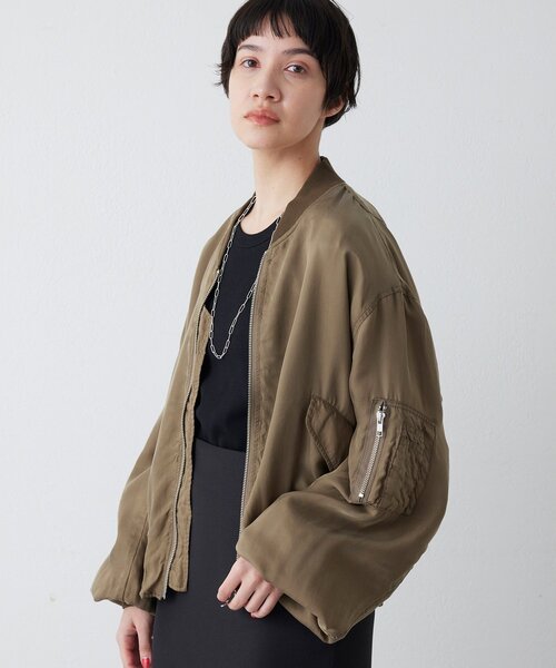 Whim Gazette(ウィムガゼット)の「シルキーキュプラブルゾン(MA-1・レディース・カーキ/ベージュ・FREE)」の15枚目の写真