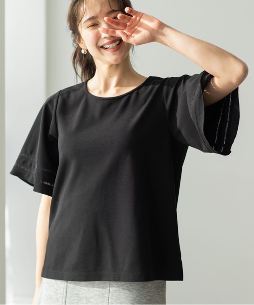 SHOO・LA・RUE(シューラルー)の「ハシゴレースフレアスリーブTシャツ(Tシャツ/カットソー・レディース・オフホワイト/ブラック・02/03)」の13枚目の写真