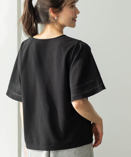 SHOO・LA・RUE(シューラルー)の「ハシゴレースフレアスリーブTシャツ(Tシャツ/カットソー・レディース・オフホワイト/ブラック・02/03)」の15枚目の写真