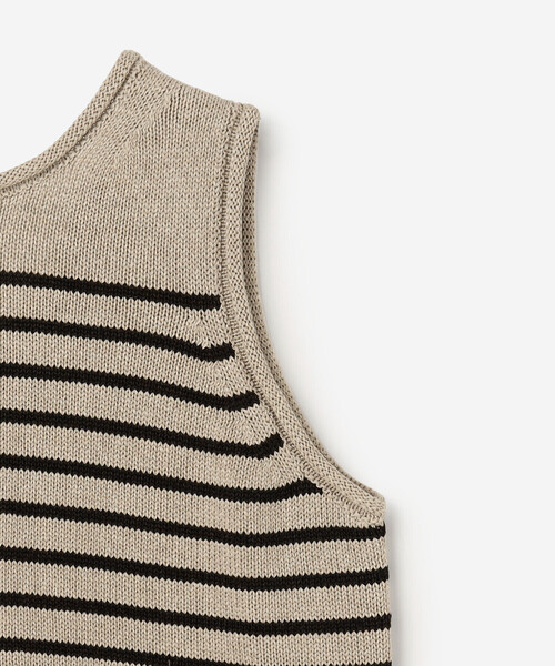WALANCE(ワランス)の「WALANCE | 2way ペーパーニット ノースリーブトップ WOMEN(ベスト・レディース・ベージュ系その他/ブラック・F)」の9枚目の写真