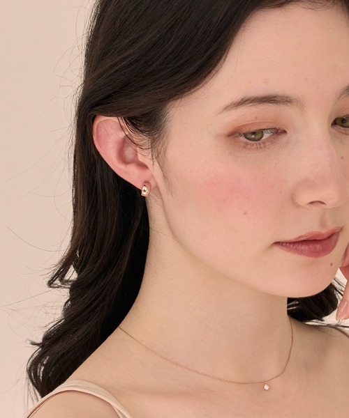 Phoebe(フィービィー)の「【金属アレルギー対応】ストレートラインセラミックポストピアス 定番/シンプル/フープピアス(ピアス(両耳用)・レディース・シャンパン・FREE)」の5枚目の写真