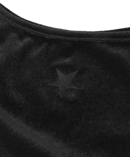 CONVERSE TOKYO(コンバーストウキョウ)の「VELOUR CAMISOLE(キャミソール・レディース・ブラック/ブルー/ブラウン・FREE)」の18枚目の写真