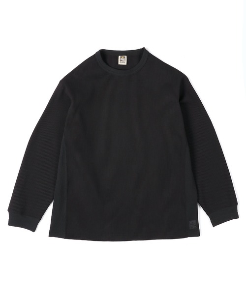 The DUFFER of ST.GEORGE（ザダファーオブセントジョージ）の「QUICK DRY WAFFLE LONG SLEEVE TEE：吸水速乾 ワッフルTシャツ / サーマル ロンT / テックウェア / アウトドアトップス（Tシャツ/カットソー・メンズ・ブラック/グレー・MEDIUM/X-LARGE/LARGE）」の9枚目の写真