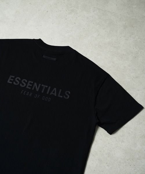 FOG ESSENTIALS(エフオージーエッセンシャルズ)の「"08"≪FOG ESSENTIALS≫バックロゴ ヘビーウェイト Tシャツ(Tシャツ/カットソー・メンズ・ブラック・XL/L/M)」の1枚目の写真