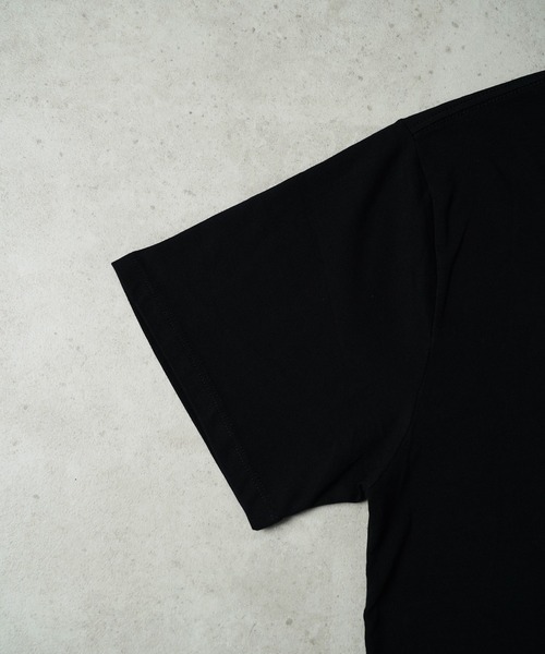 FOG ESSENTIALS(エフオージーエッセンシャルズ)の「"08"≪FOG ESSENTIALS≫バックロゴ ヘビーウェイト Tシャツ(Tシャツ/カットソー・メンズ・ブラック・XL/L/M)」の9枚目の写真