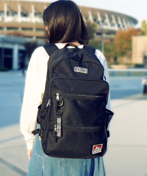 BEN DAVIS(ベンデイビス)の「WATER PROOF DAYPACK(防水素材)(バックパック/リュック・メンズ・ブラック×レッド/ブラック×グリーン/ブラック×ホワイト・FREE)」の2枚目の写真