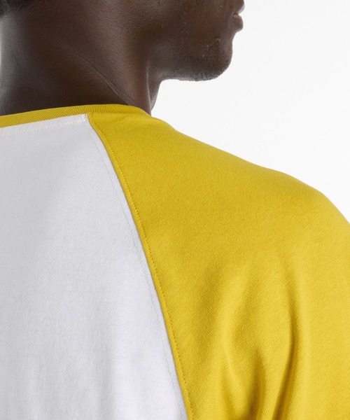 NEW BALANCE(ニューバランス)の「ラグランTシャツ(Tシャツ/カットソー・メンズ・ホワイト×イエロー/ホワイト×ブルー/ホワイト×ブラック・XX-LARGE/X-LARGE/LARGE/MEDIUM/SMALL)」の8枚目の写真
