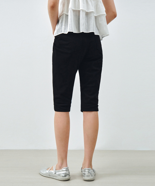 MONGDOL(モンドル)の「サイドシャーリングカプリパンツブラックMDPT081BLACK(その他パンツ・レディース・その他・SMALL/MEDIUM/LARGE)」の7枚目の写真