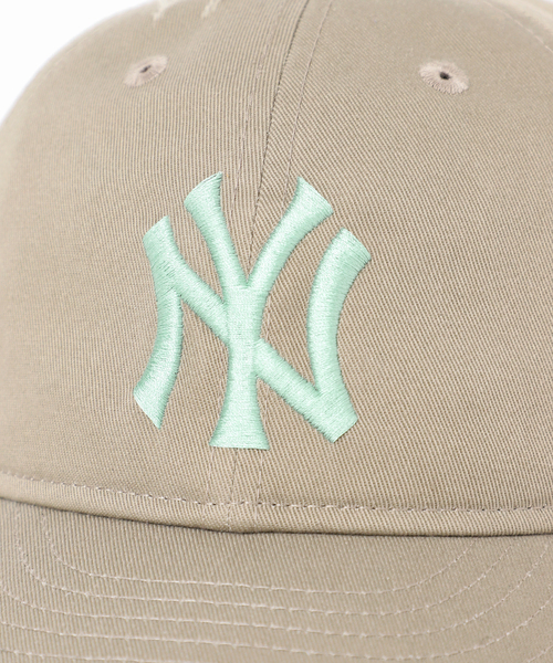 NEW ERA（ニューエラ）の「NEW ERA / ニューエラ 別注 9THIRTY(TM) ハードウォッシュ ヤンキース（キャップ・メンズ・グリーン/グレー系その他・FREE）」の6枚目の写真