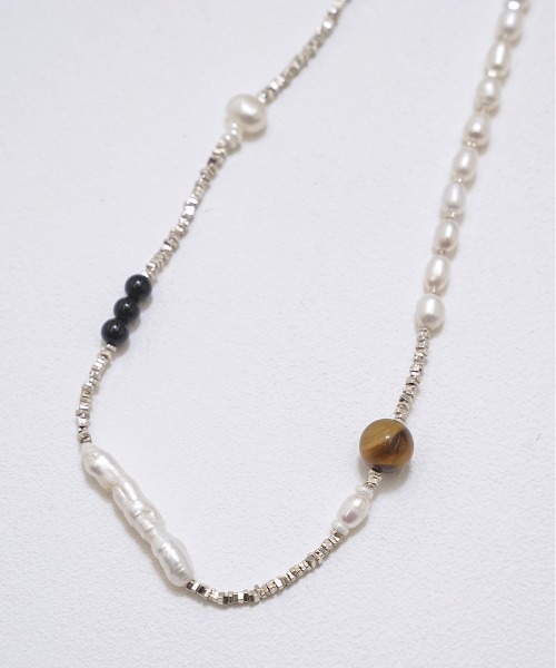 TODAYFUL（トゥデイフル）の「Asymmetry Pearl Choker（チョーカー・レディース・シルバー・FREE）」の3枚目の写真