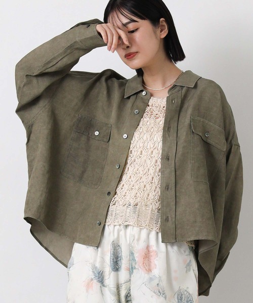 Gready Brilliant(グレディブリリアン)の「顔料染めショートシャツ(シャツ/ブラウス・レディース・キャメル/カーキ・38)」の2枚目の写真