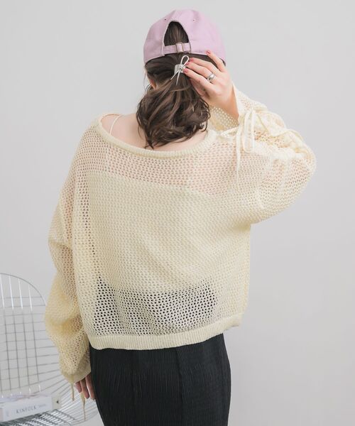 RETRO GIRL(レトロガール)の「袖シャーリングメッシュニット(ニット/セーター・レディース・ナチュラル/ブルー/ピンク・FREE)」の14枚目の写真